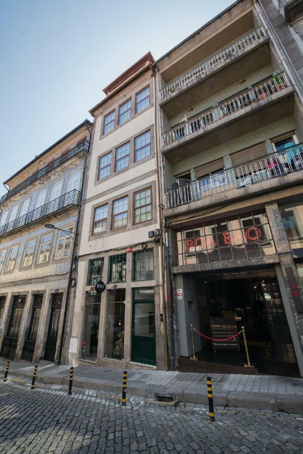 Baixa24 •P1L• Amplo Estudio Na Baixa Com Varanda Porto Ngoại thất bức ảnh